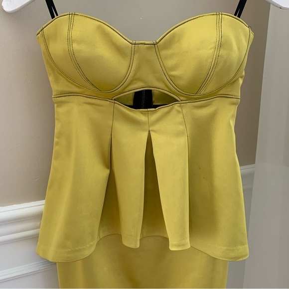 Bebe size 2 satin keyhole dress - Picture 2 of 16